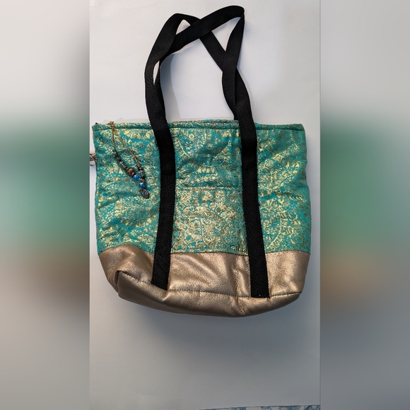 Riri Metallic Embellished Tote bag - Picture 13 of 17